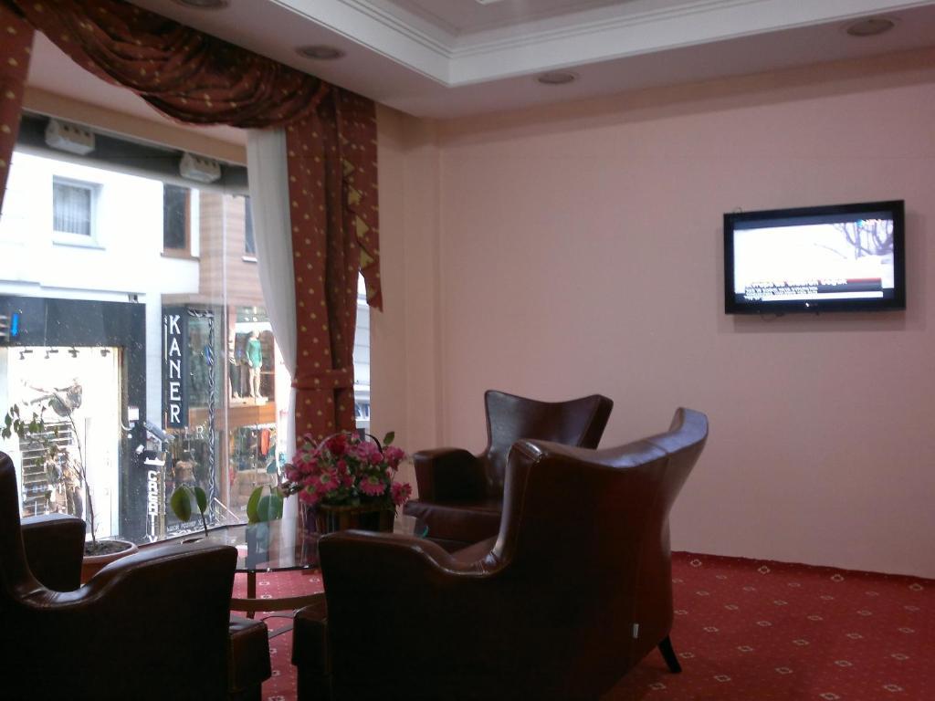 Yalta Hotel Истанбул Екстериор снимка